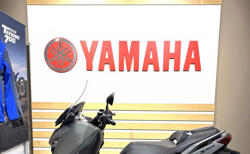 YAMAHA XMAX 125 4