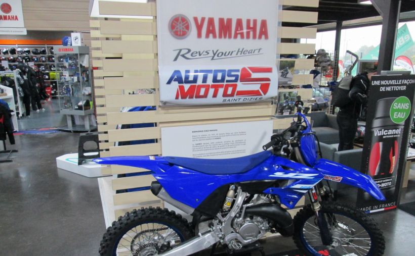 YAMAHA 125 YZ 2025 1