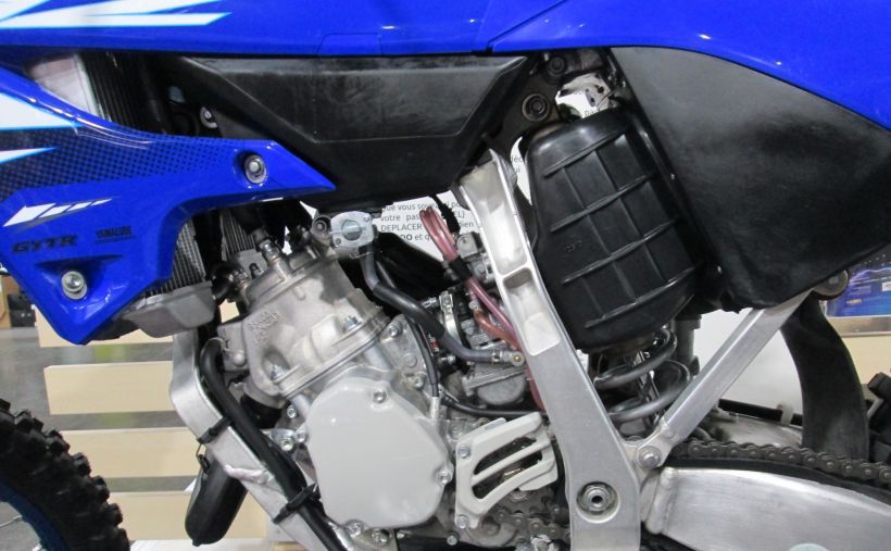 YAMAHA 125 YZ 2025 4
