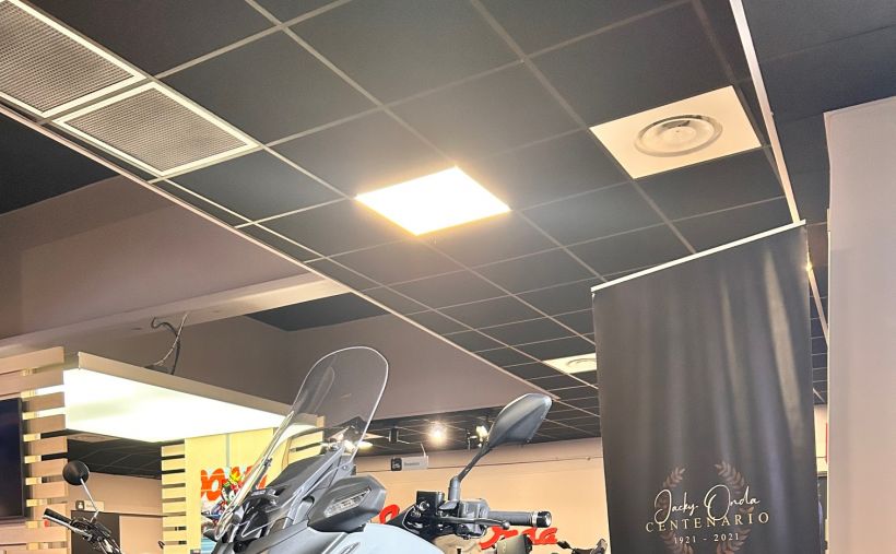 YAMAHA XMAX 125 TECH MAX 1