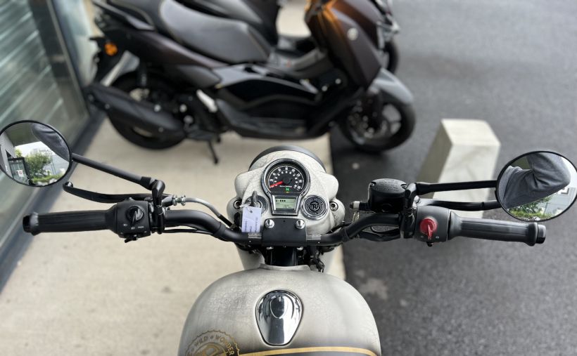ROYAL ENFIELD CLASSIC 6