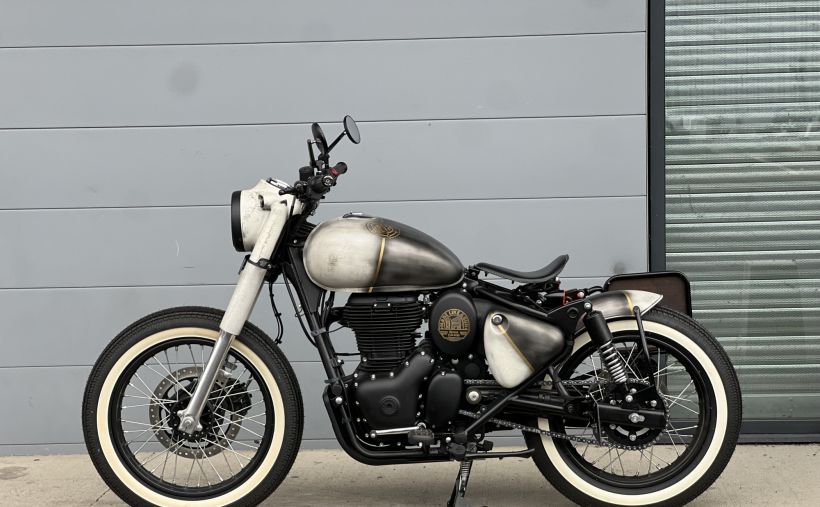 ROYAL ENFIELD CLASSIC 3