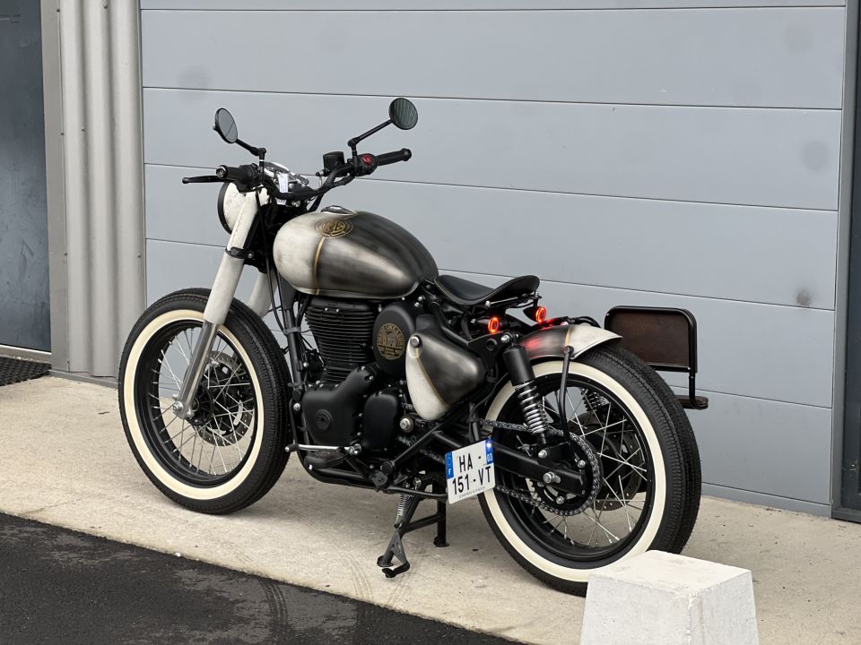 ROYAL ENFIELD CLASSIC 5