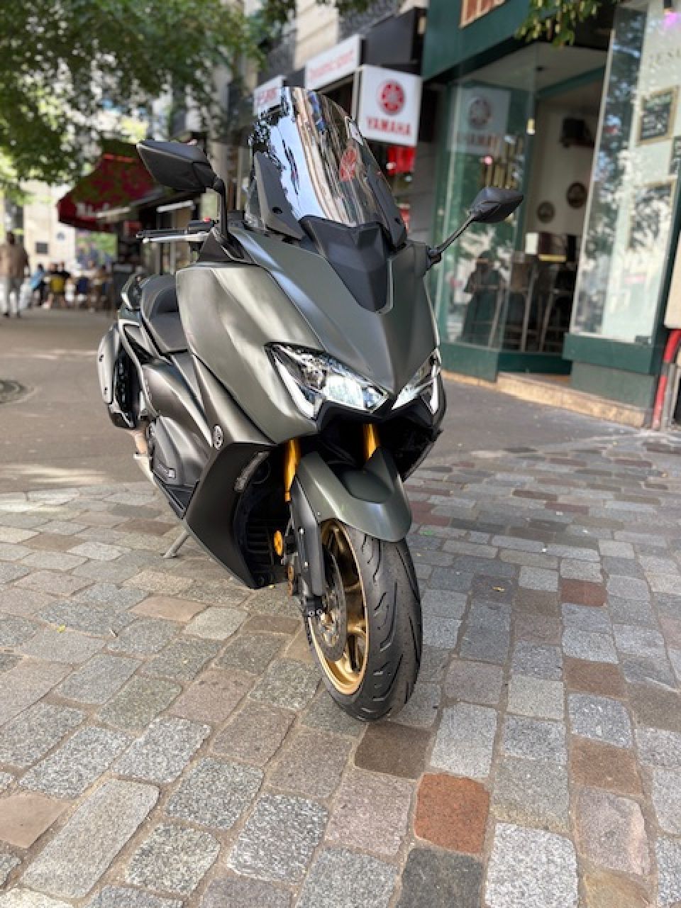 YAMAHA XP T-MAX 560 TECH MAX 2
