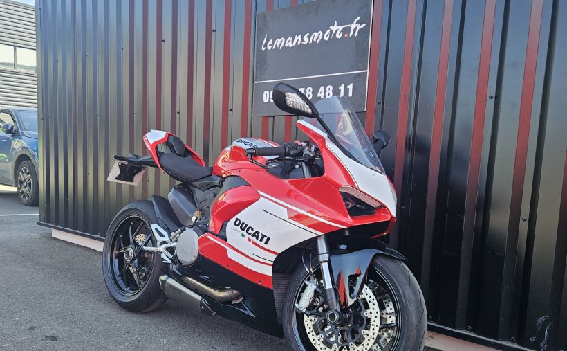 DUCATI PANIGALE V2 1