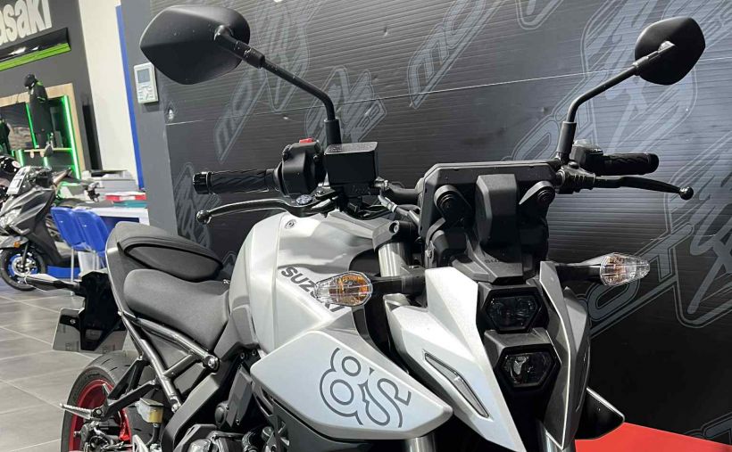 SUZUKI GSX-8S A2 2