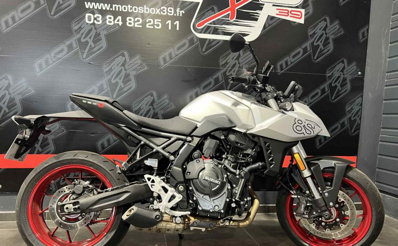 SUZUKI GSX-8S A2 4