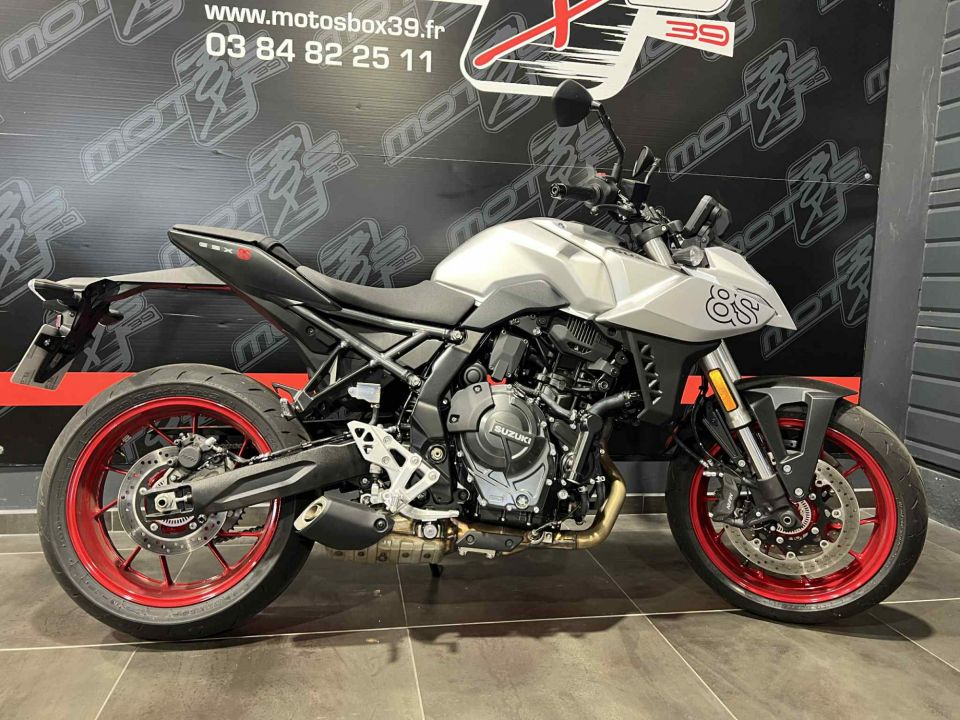 SUZUKI GSX-8S A2 20