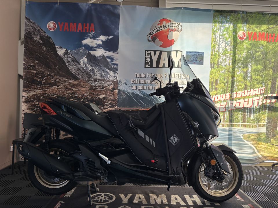 YAMAHA XMAX 125 TECH MAX 0