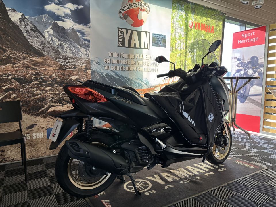 YAMAHA XMAX 125 TECH MAX 2
