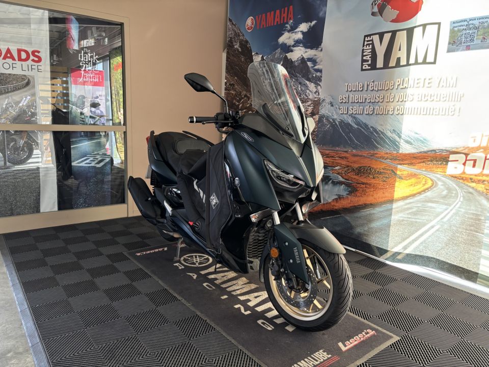 YAMAHA XMAX 125 TECH MAX 1