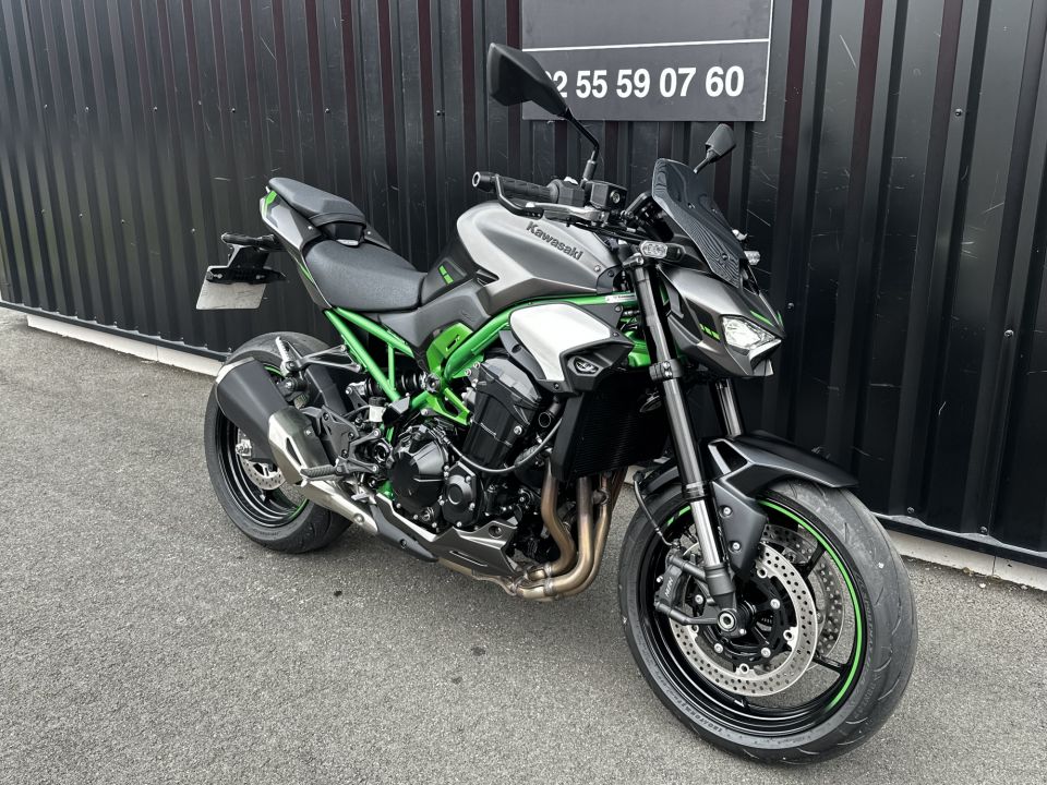 KAWASAKI Z 900 10