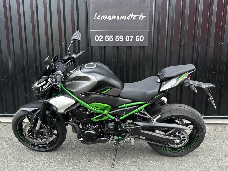 KAWASAKI Z 900 25