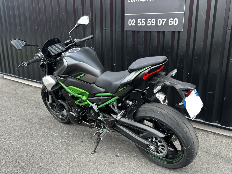 KAWASAKI Z 900 30