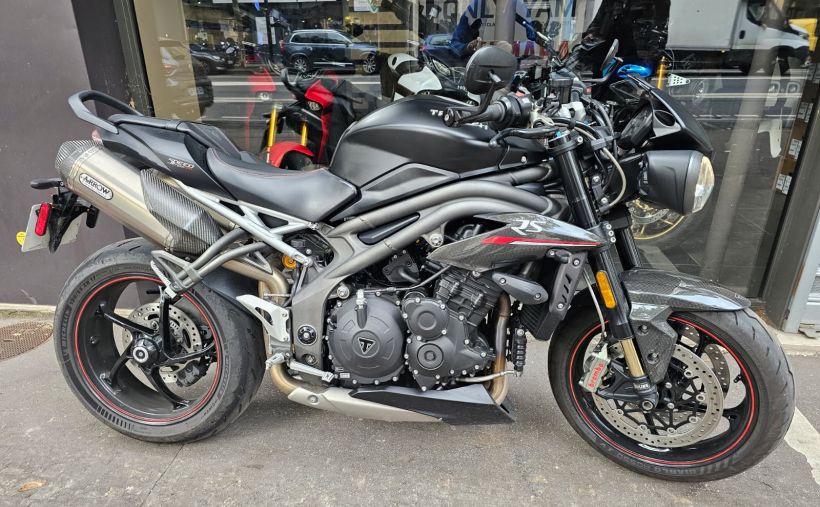 TRIUMPH SPEED TRIPLE 1050 RS 0