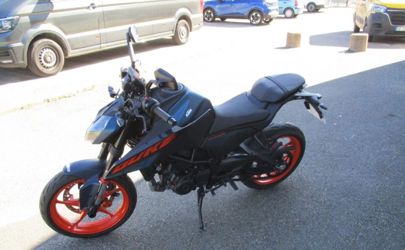 KTM 125 DUKE 9