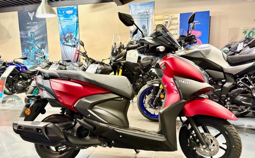 YAMAHA RayZR 125 2