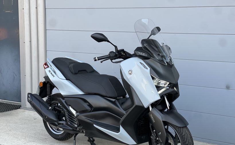 YAMAHA XMAX 125 TECH MAX 1