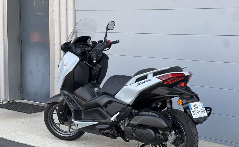YAMAHA XMAX 125 TECH MAX 5