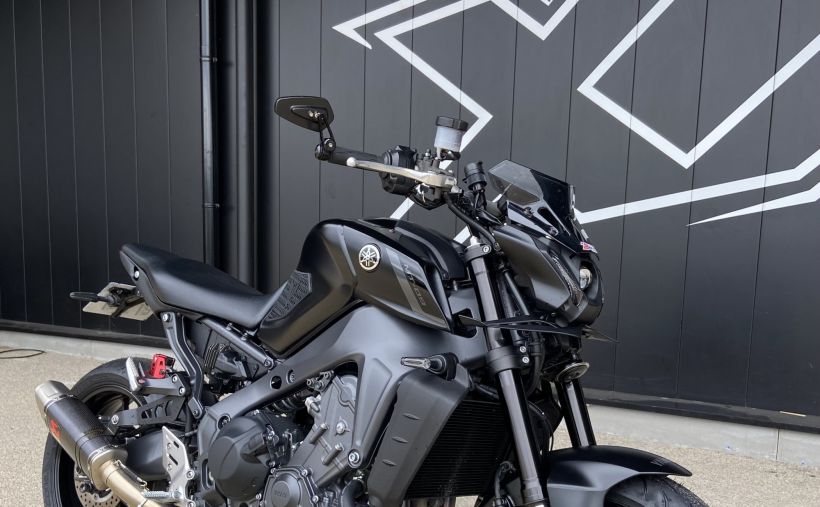 YAMAHA MT-09 2