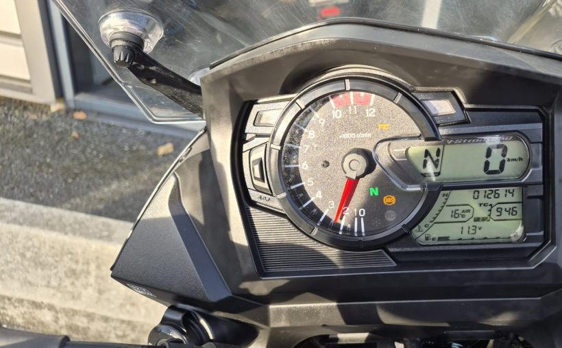 SUZUKI DL V-Strom 650 30