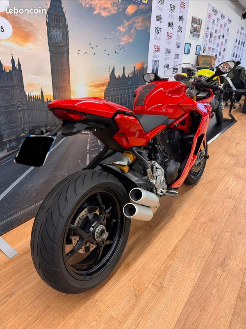 DUCATI SUPERSPORT 939S 6