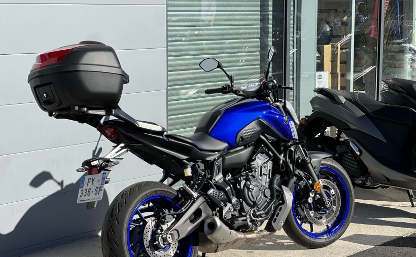 YAMAHA MT-07 2