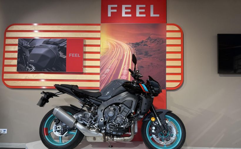 YAMAHA MT-10 0