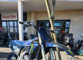 YAMAHA YZ125 MONSTER ENERGY - 2025