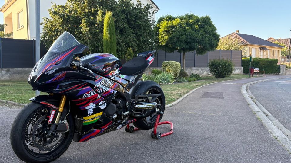 APRILIA RSV4 1100 FACTORY 18