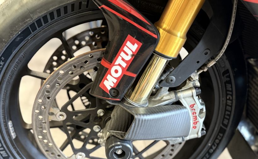 APRILIA RSV4 1100 FACTORY 8