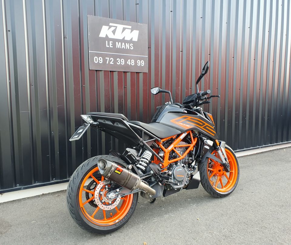 KTM 125 DUKE 10