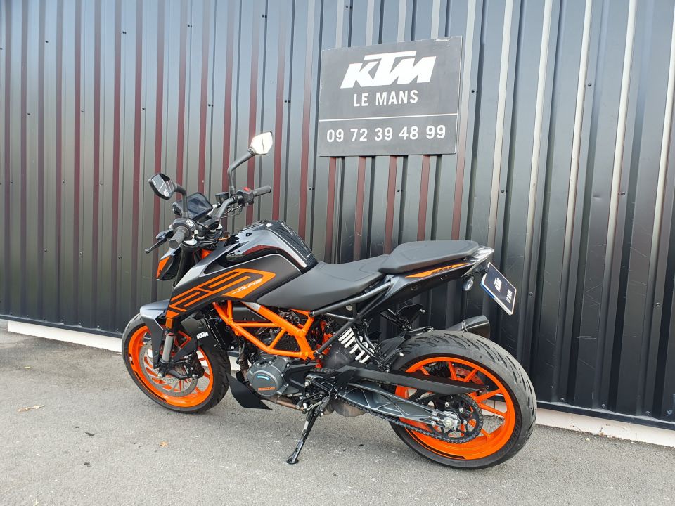 KTM 125 DUKE 25
