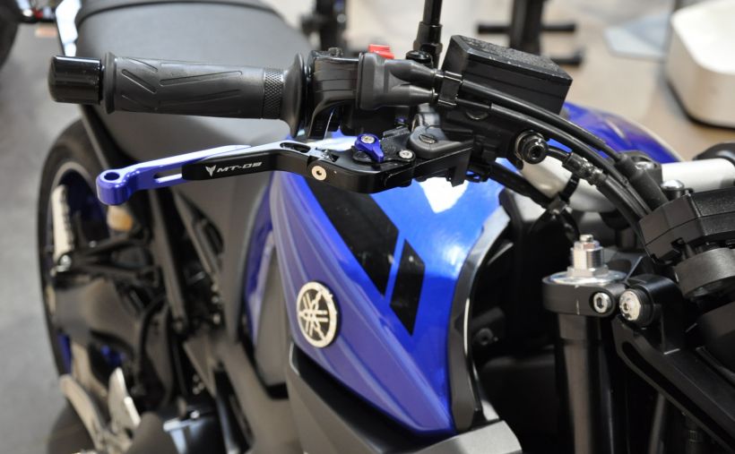 YAMAHA MT-09 1