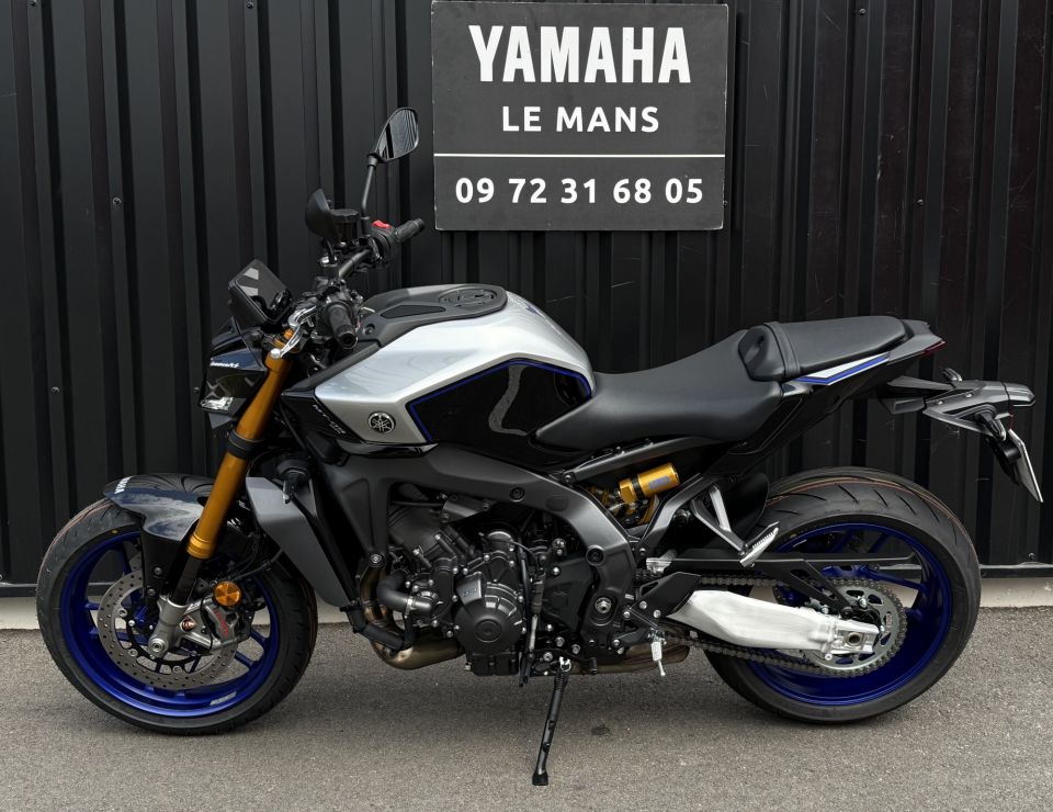 YAMAHA MT-09 SP 20