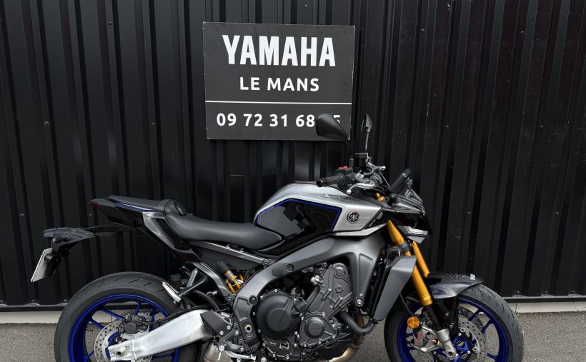 YAMAHA MT-09 SP 1
