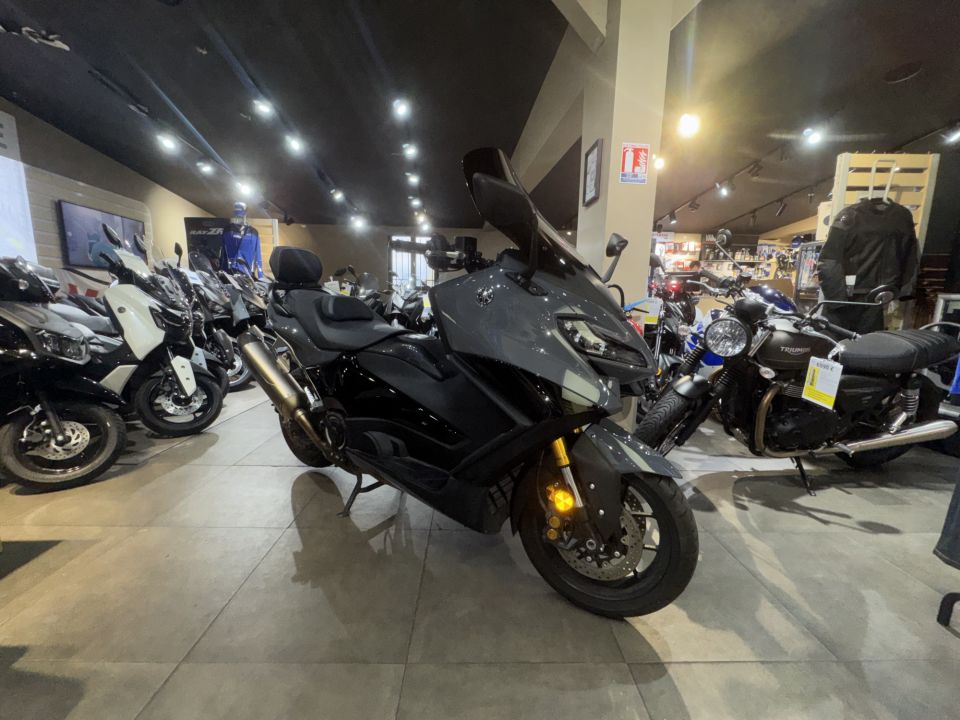 YAMAHA XP T-MAX 560 TECH MAX 0