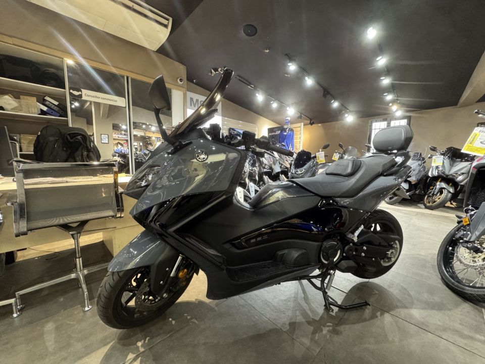 YAMAHA XP T-MAX 560 TECH MAX 1