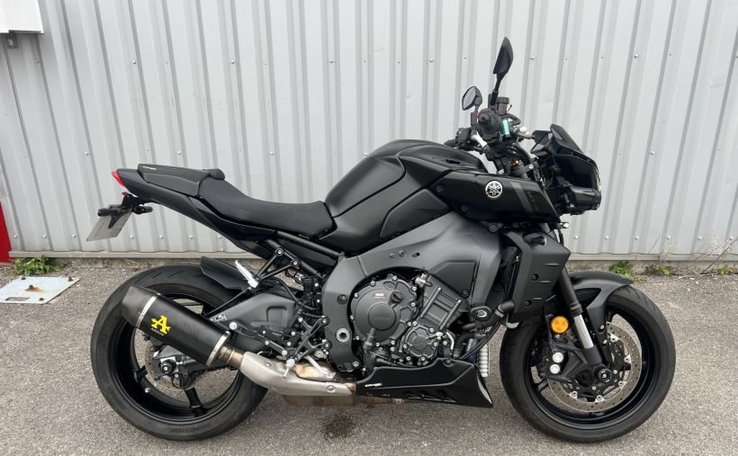 YAMAHA MT-10 0