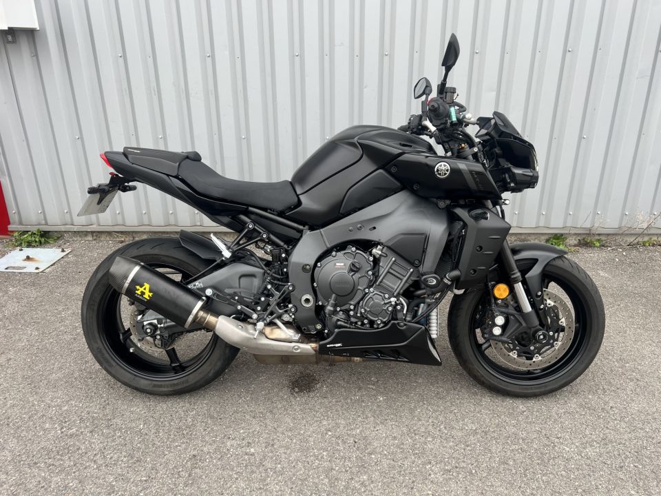 YAMAHA MT-10 0