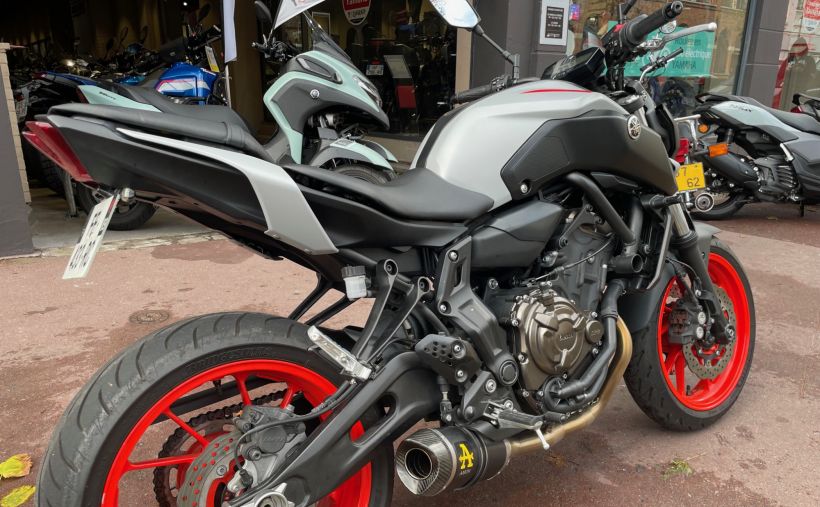YAMAHA MT 07  MT07 A2 2