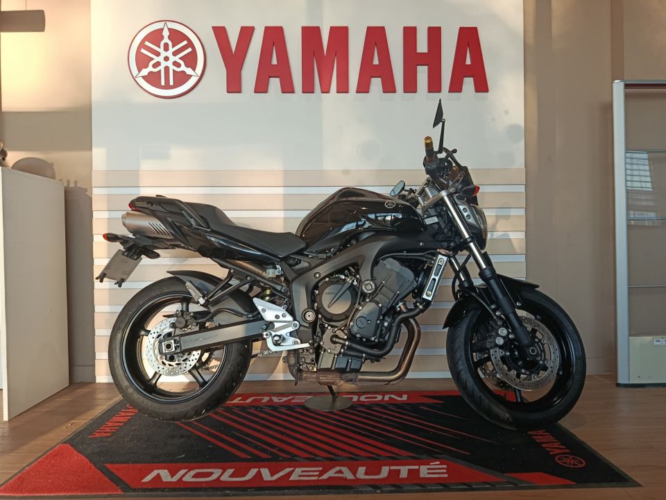 YAMAHA FZ6 (98CV) 0