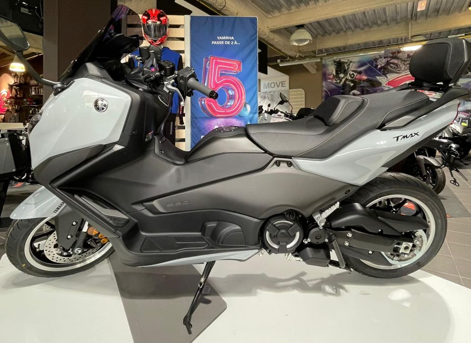 YAMAHA XP T-MAX 560 TECH MAX 0