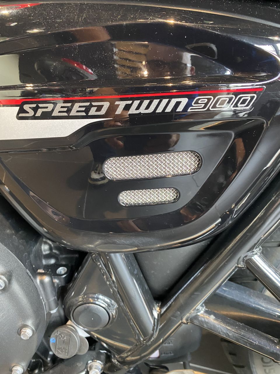 TRIUMPH SPEED TWIN 900 3