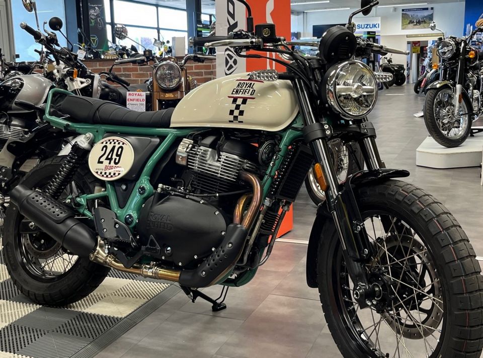 ROYAL ENFIELD BEAR 650 6