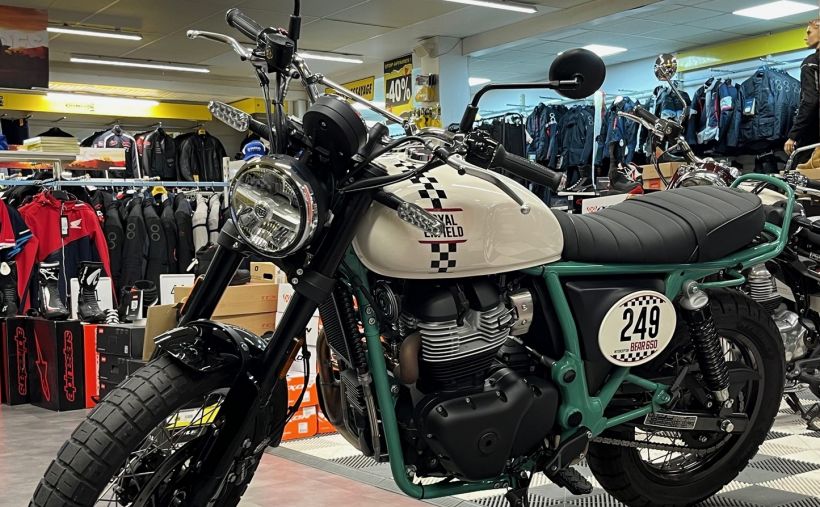 ROYAL ENFIELD BEAR 650 2