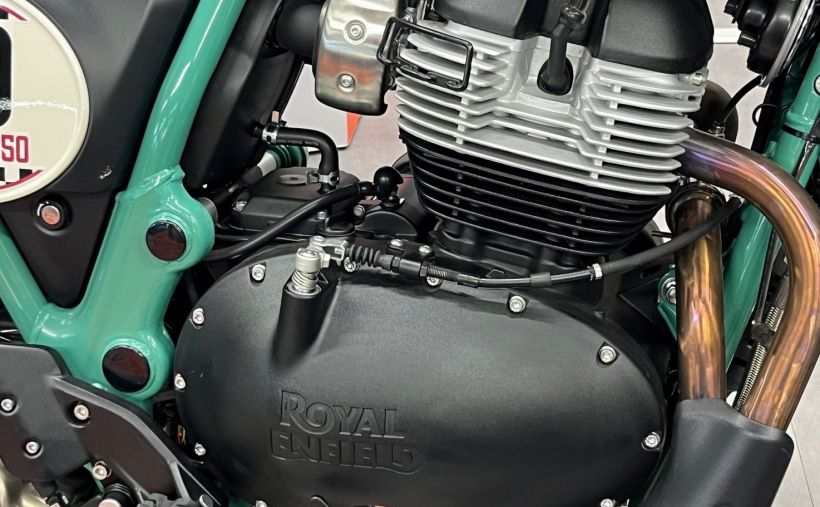 ROYAL ENFIELD BEAR 650 5