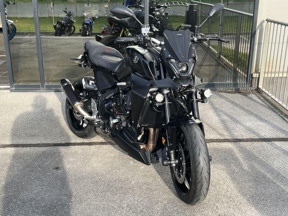 YAMAHA MT-09 2