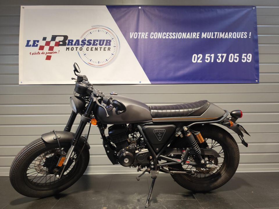 ARCHIVE MOTORCYCLE SCRAMBLER 125 CAFE RACER 6