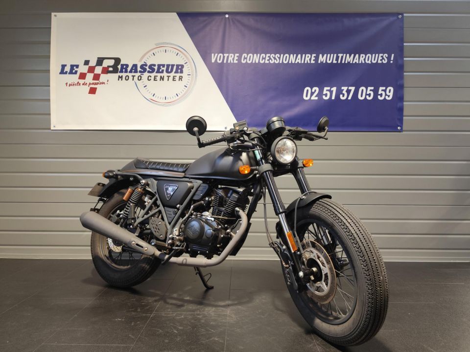ARCHIVE MOTORCYCLE SCRAMBLER 125 CAFE RACER 18
